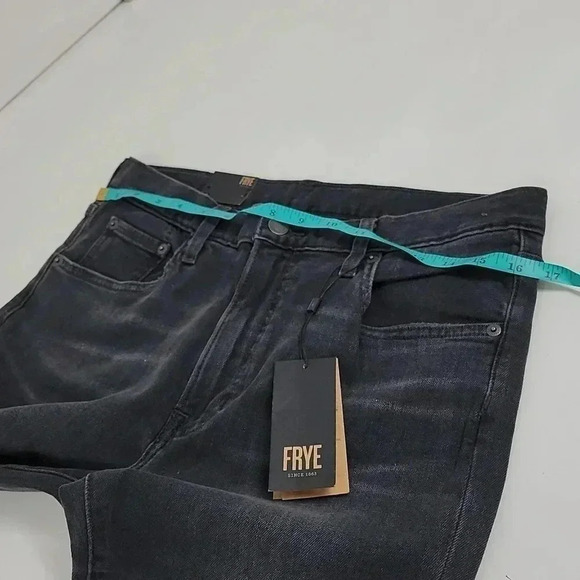 FRYE WOMEN Sienna Cropped Skinny Jean - Picture 16 of 16